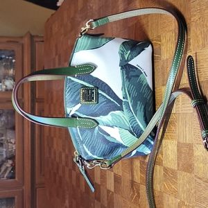 Dooney & Bourke Ruby bag, pebble leather, large green leaf print, 7 x 9 x 4 in